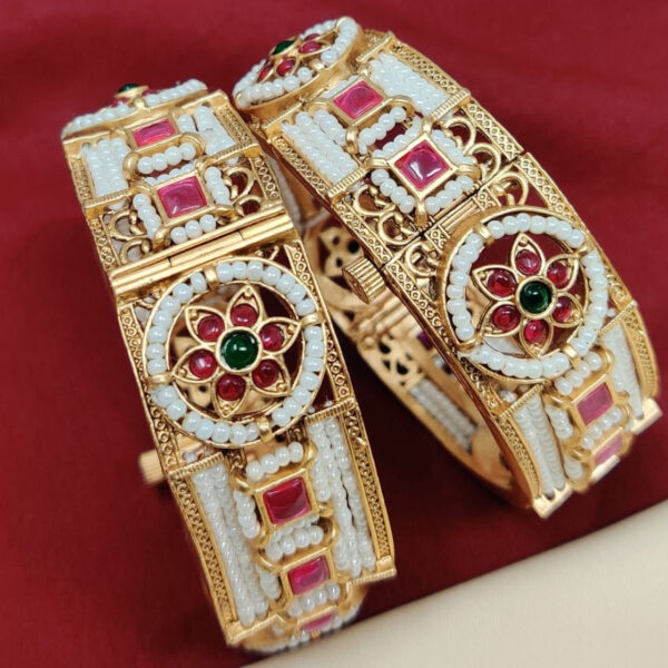 Bangles Pearl Kundan kada Set Brass Premium Quality  bj13