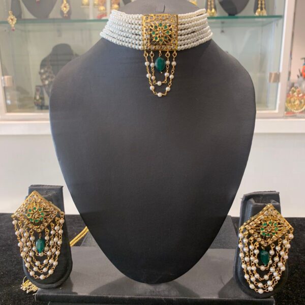Party Wear Neckles Set 016100