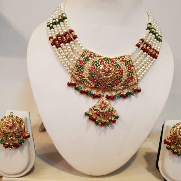 Multicolor Jadau Necklace Set 005321
