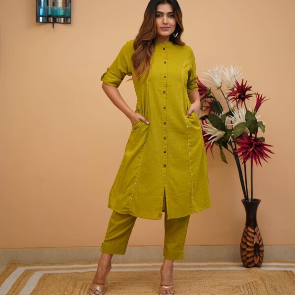 OFFICE WEAR KURTI WITH TWO SIDE POCKET
