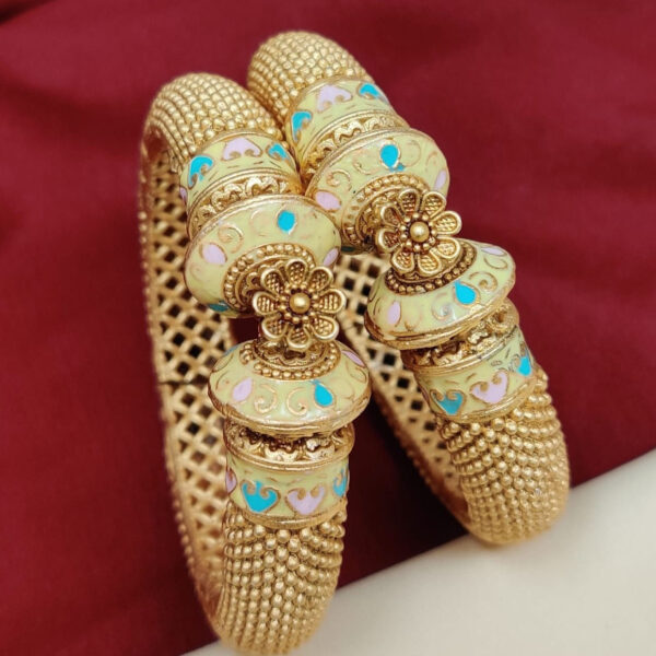 Bangles Pearl Kundan kada Set Brass Premium quality