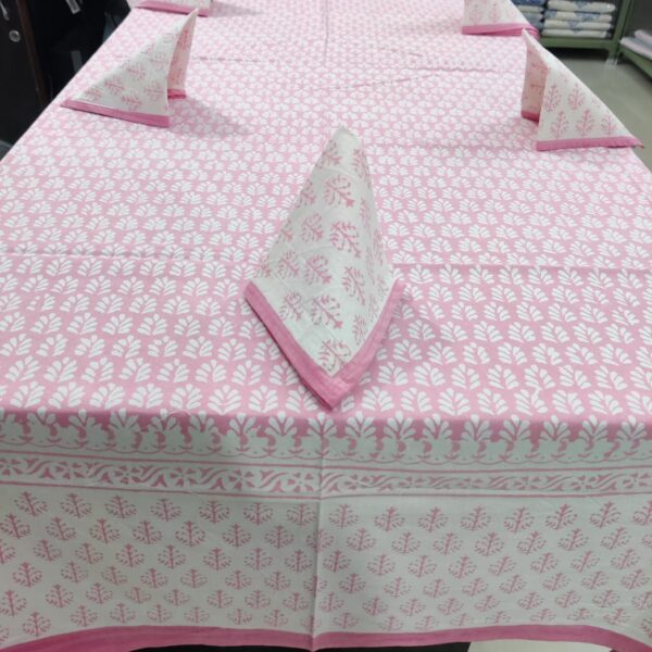 HANDBLOCK PRINTED 6 SEATER DINING COTTON TABLE COVER WITH 6 FULL PRINTE NAPKINS SKU6.1JAPUD