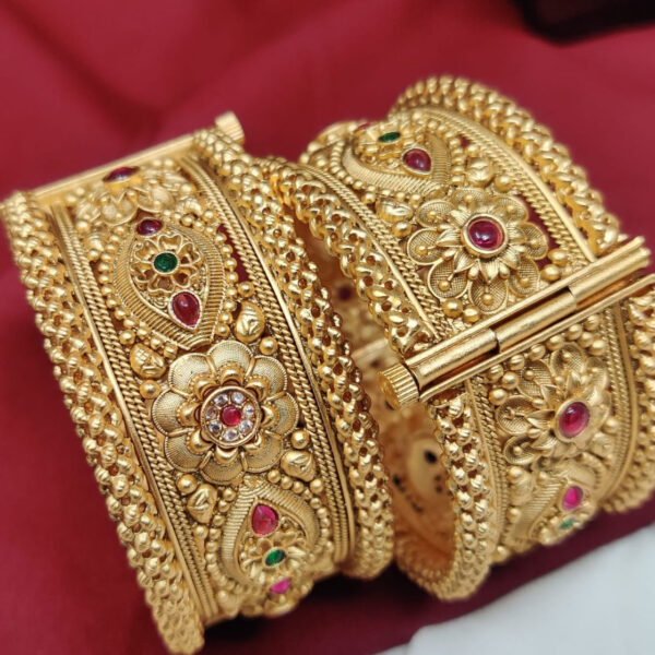 Bangles Kundan Set Brass Premium Quality Code 08