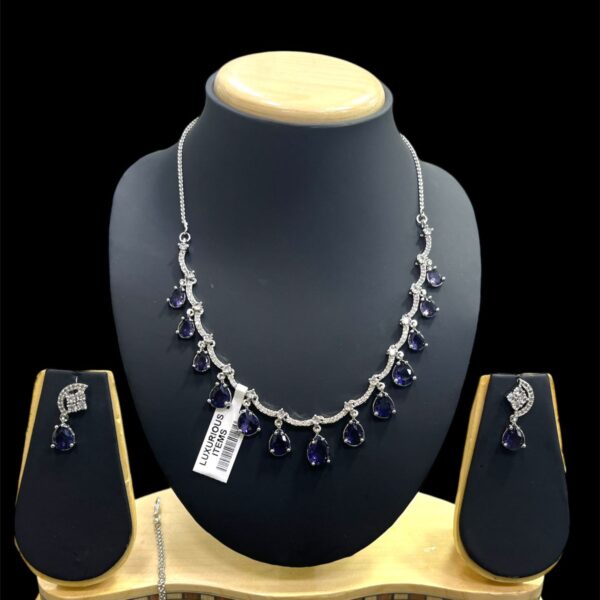 Necklace set In Blue